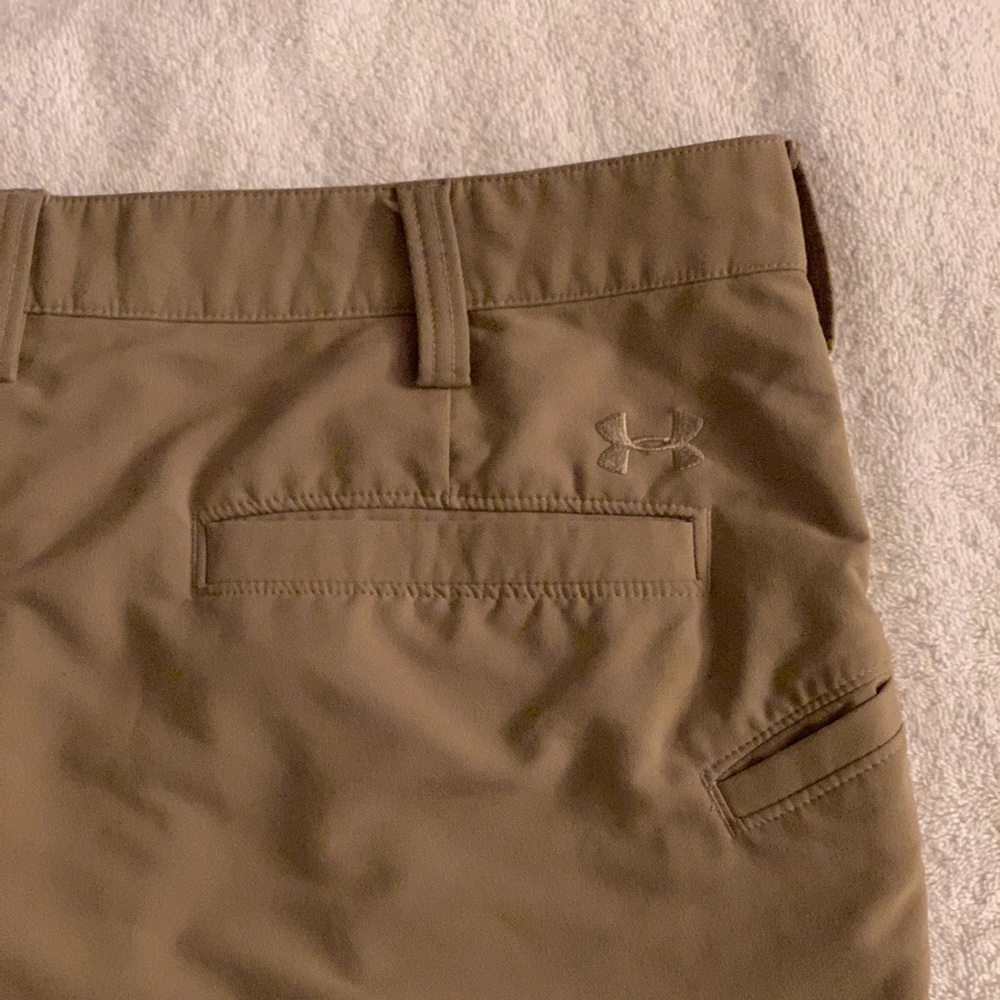Under Armour Khaki Golf Shorts